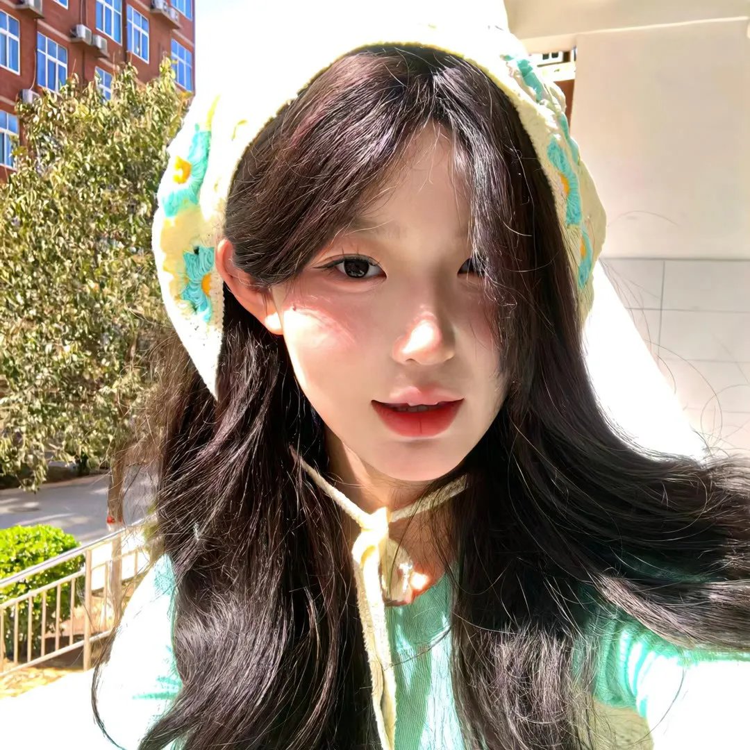 泄露春光